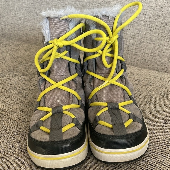 Sorel Women’s Glacy Waterproof Winter Boots Size 7 - Picture 3 of 13